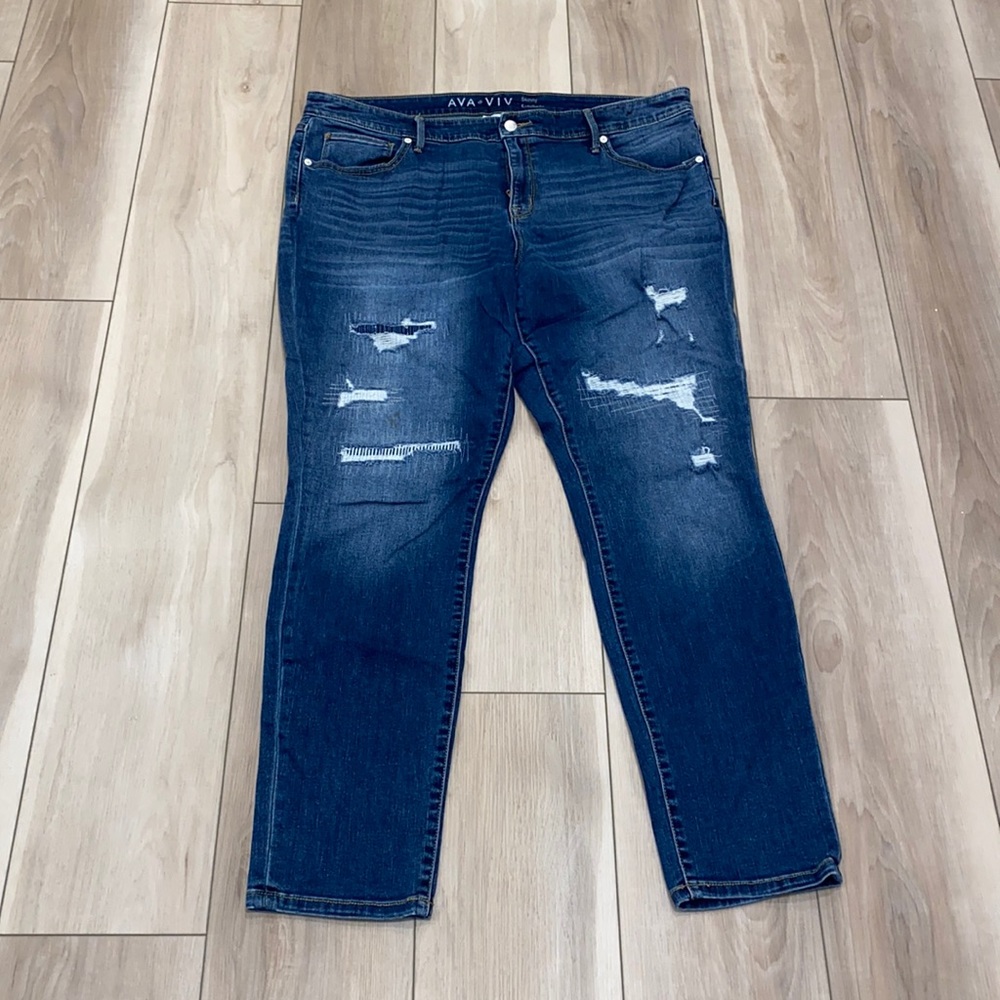 EUC Ava & Vic Plus Size 18W Stretch Skinny Distressed Denim Jeans